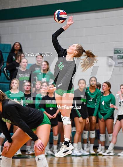 Thumbnail 2 in Brenham vs College Station photogallery.