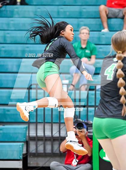 Thumbnail 3 in Brenham vs College Station photogallery.