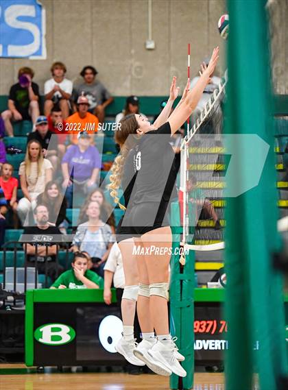 Thumbnail 1 in Brenham vs College Station photogallery.