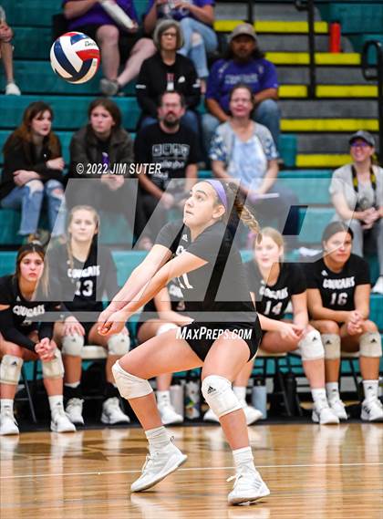 Thumbnail 2 in Brenham vs College Station photogallery.
