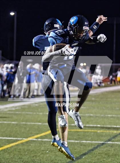 Thumbnail 3 in Jemison @ Lee photogallery.