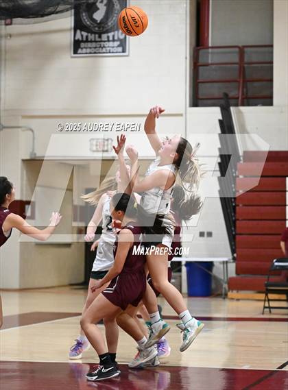 Thumbnail 2 in Montville vs. Morristown photogallery.