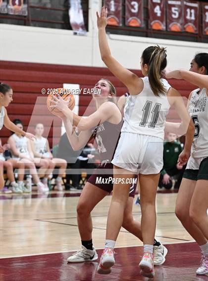 Thumbnail 3 in Montville vs. Morristown photogallery.