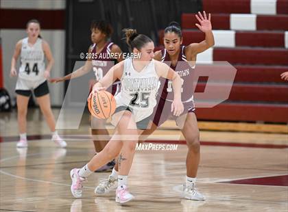 Thumbnail 2 in Montville vs. Morristown photogallery.