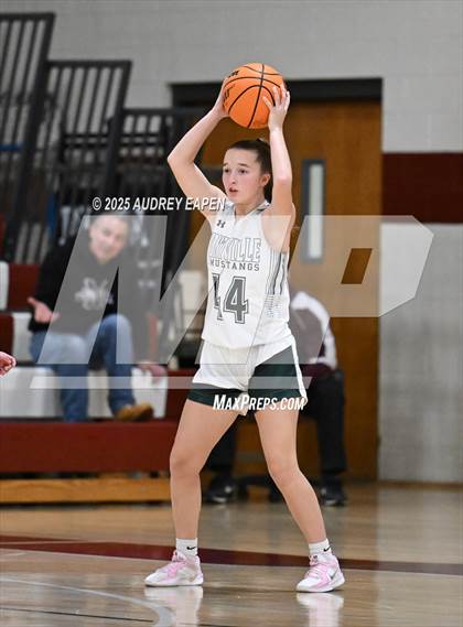 Thumbnail 1 in Montville vs. Morristown photogallery.