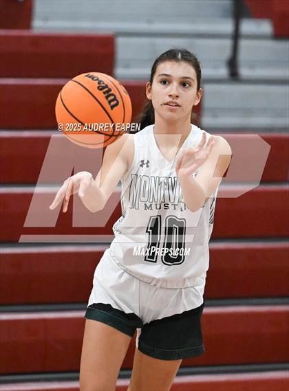 Thumbnail 3 in Montville vs. Morristown photogallery.