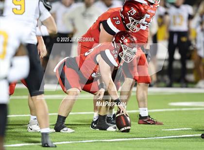 Thumbnail 2 in Malakoff @ Pottsboro (UIL 3A D1 Area Football Playoff) photogallery.