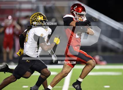 Thumbnail 1 in Malakoff @ Pottsboro (UIL 3A D1 Area Football Playoff) photogallery.