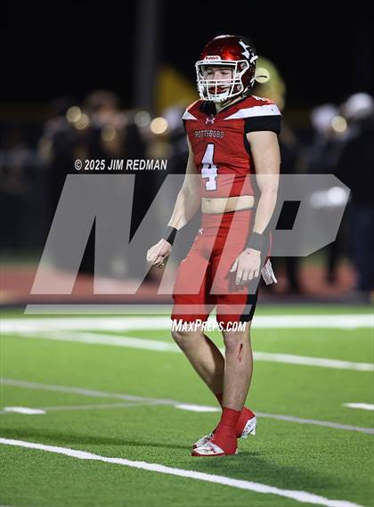 Thumbnail 2 in Malakoff @ Pottsboro (UIL 3A D1 Area Football Playoff) photogallery.