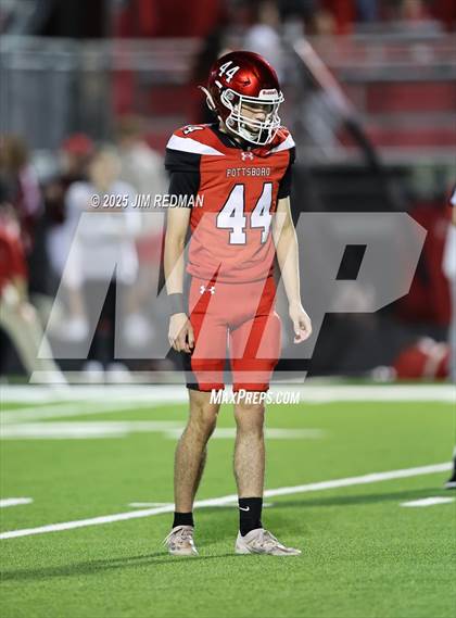 Thumbnail 1 in Malakoff @ Pottsboro (UIL 3A D1 Area Football Playoff) photogallery.
