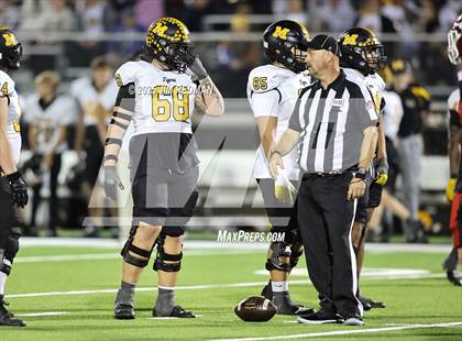 Thumbnail 3 in Malakoff @ Pottsboro (UIL 3A D1 Area Football Playoff) photogallery.