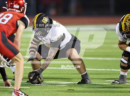 Thumbnail 3 in Malakoff @ Pottsboro (UIL 3A D1 Area Football Playoff) photogallery.