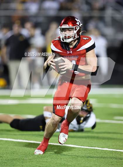 Thumbnail 3 in Malakoff @ Pottsboro (UIL 3A D1 Area Football Playoff) photogallery.