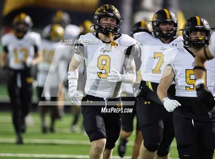 Thumbnail 1 in Malakoff @ Pottsboro (UIL 3A D1 Area Football Playoff) photogallery.