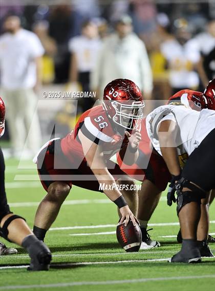 Thumbnail 3 in Malakoff @ Pottsboro (UIL 3A D1 Area Football Playoff) photogallery.