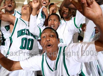 Thumbnail 2 in Bishop Montgomery vs. Inglewood (CIF SS Semifinals) photogallery.
