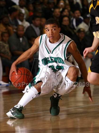 Thumbnail 2 in Bishop Montgomery vs. Inglewood (CIF SS Semifinals) photogallery.