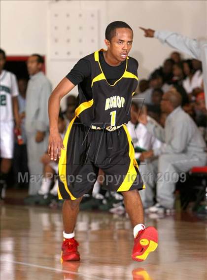Thumbnail 3 in Bishop Montgomery vs. Inglewood (CIF SS Semifinals) photogallery.