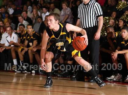 Thumbnail 2 in Bishop Montgomery vs. Inglewood (CIF SS Semifinals) photogallery.