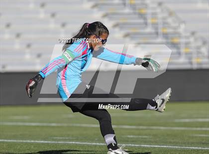 Thumbnail 2 in St. Joseph vs. Parowan (UHSAA 2A Semifinal) photogallery.