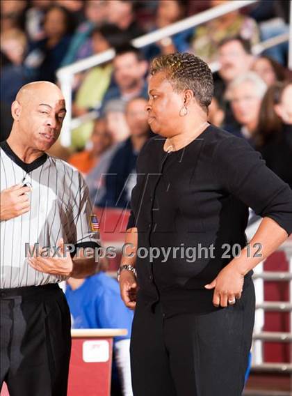 Thumbnail 1 in Alief Elsik vs. Clear Springs (UIL 5A Region 3 Semifinal) photogallery.