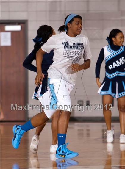 Thumbnail 1 in Alief Elsik vs. Clear Springs (UIL 5A Region 3 Semifinal) photogallery.
