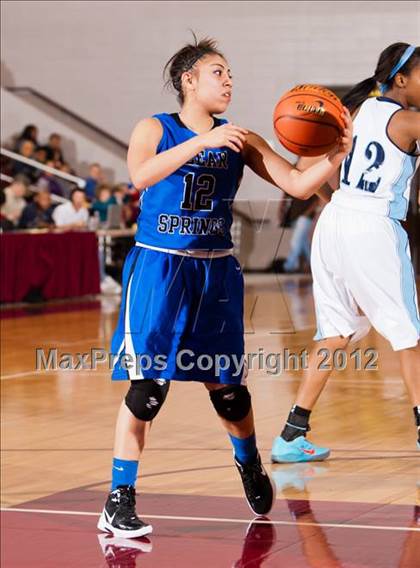Thumbnail 3 in Alief Elsik vs. Clear Springs (UIL 5A Region 3 Semifinal) photogallery.