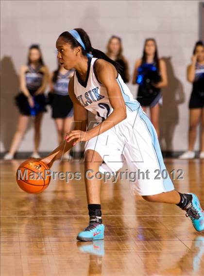 Thumbnail 1 in Alief Elsik vs. Clear Springs (UIL 5A Region 3 Semifinal) photogallery.
