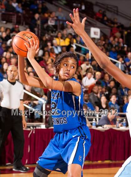 Thumbnail 1 in Alief Elsik vs. Clear Springs (UIL 5A Region 3 Semifinal) photogallery.