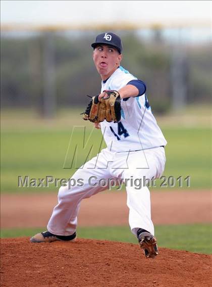 Thumbnail 2 in Kaiser @ Los Osos photogallery.