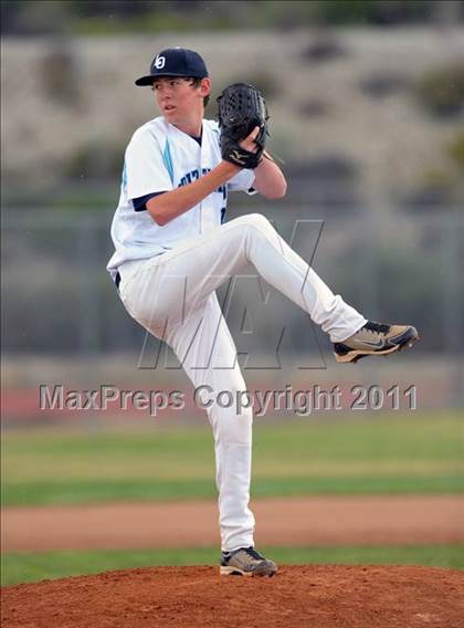 Thumbnail 3 in Kaiser @ Los Osos photogallery.