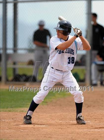 Thumbnail 2 in Kaiser @ Los Osos photogallery.