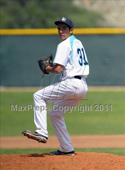 Thumbnail 2 in Kaiser @ Los Osos photogallery.