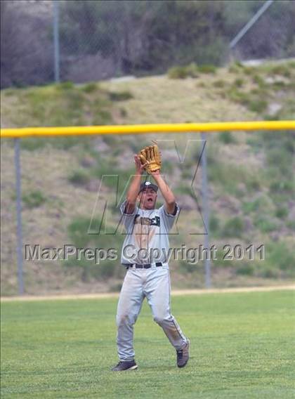 Thumbnail 1 in Kaiser @ Los Osos photogallery.