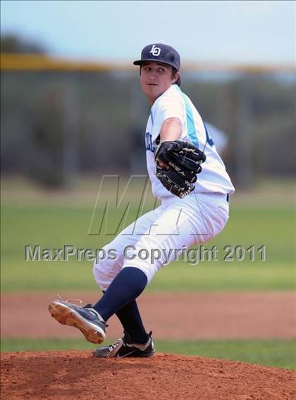 Thumbnail 2 in Kaiser @ Los Osos photogallery.