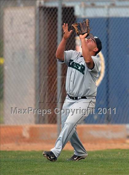 Thumbnail 1 in Kaiser @ Los Osos photogallery.