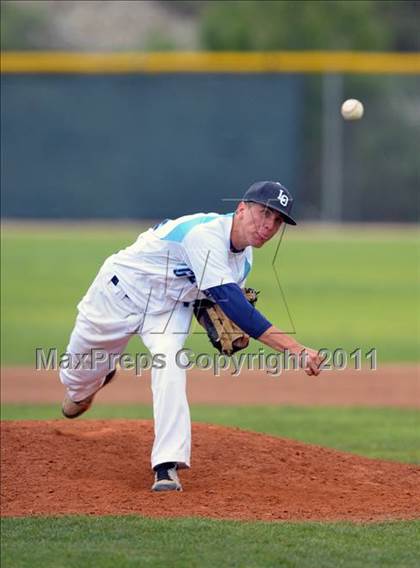 Thumbnail 3 in Kaiser @ Los Osos photogallery.