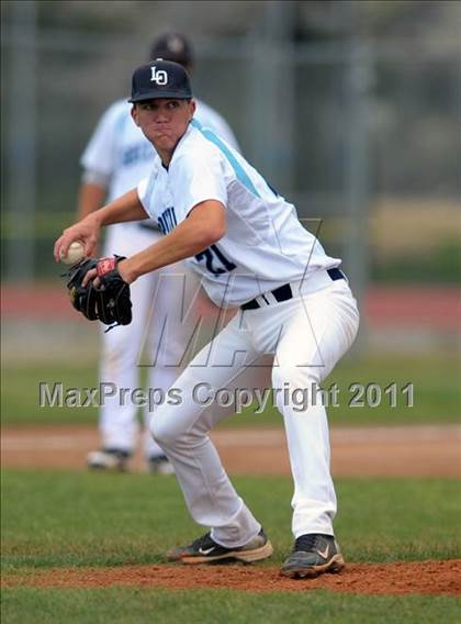 Thumbnail 3 in Kaiser @ Los Osos photogallery.
