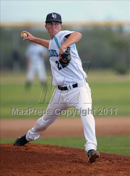 Thumbnail 3 in Kaiser @ Los Osos photogallery.