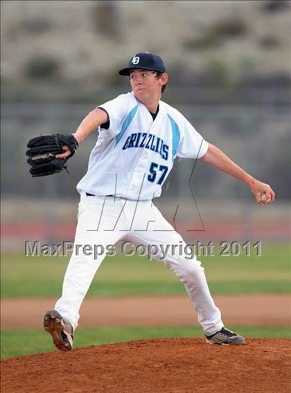 Thumbnail 3 in Kaiser @ Los Osos photogallery.