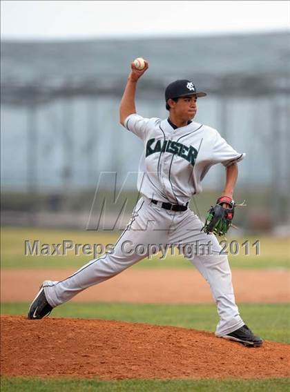 Thumbnail 3 in Kaiser @ Los Osos photogallery.