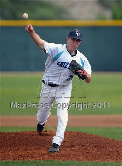 Thumbnail 1 in Kaiser @ Los Osos photogallery.