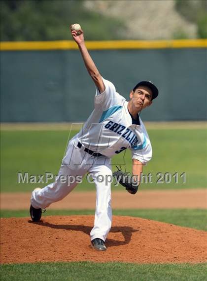 Thumbnail 3 in Kaiser @ Los Osos photogallery.