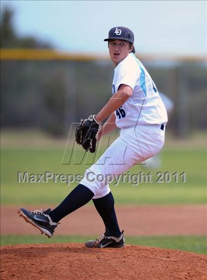 Thumbnail 1 in Kaiser @ Los Osos photogallery.