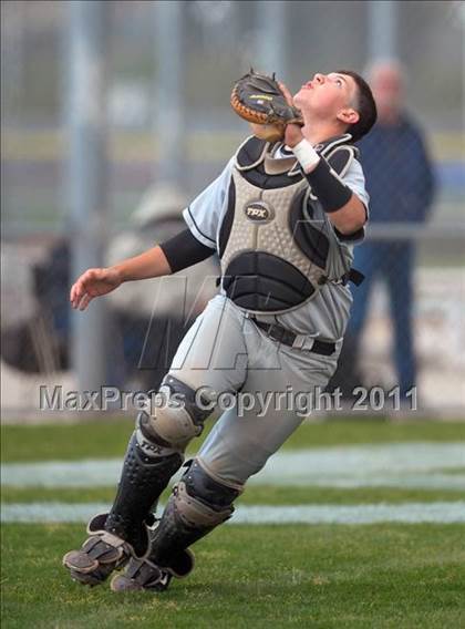 Thumbnail 1 in Kaiser @ Los Osos photogallery.