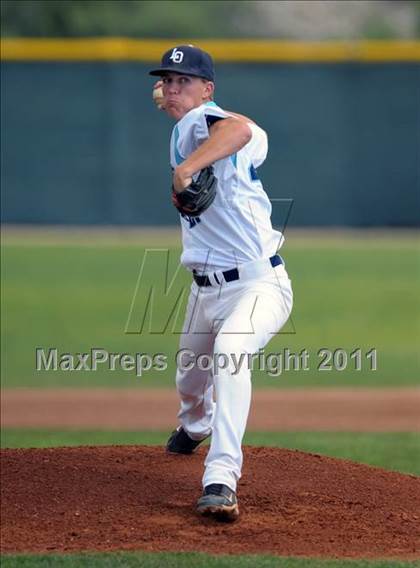 Thumbnail 2 in Kaiser @ Los Osos photogallery.