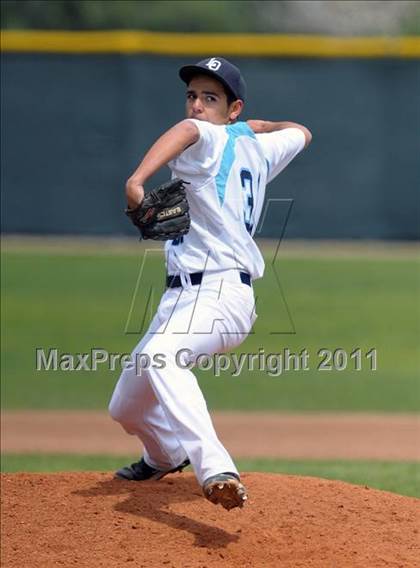 Thumbnail 2 in Kaiser @ Los Osos photogallery.