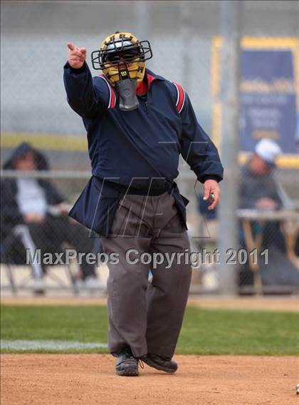 Thumbnail 1 in Kaiser @ Los Osos photogallery.