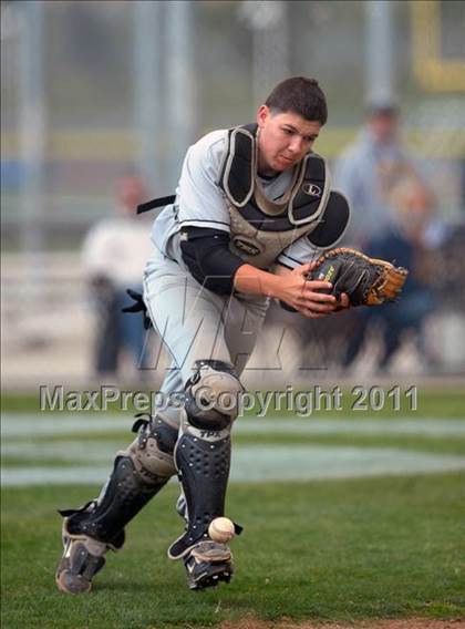 Thumbnail 3 in Kaiser @ Los Osos photogallery.