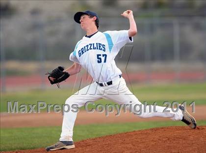 Thumbnail 2 in Kaiser @ Los Osos photogallery.